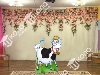 Театральная декорация "Корова"